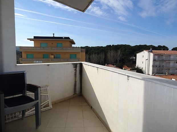 Very nice apartment with an area of 86 m2 in a residence of recent construction (2006)