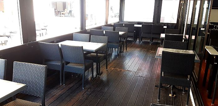Restaurant fully equipped with an area of ​​127 msq and an apartment of 127m2.
