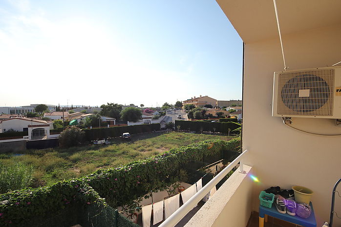 Terraced villa for sale in L'Escala