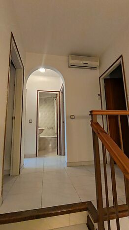 Grande maison de 117 m2 en vente à L'Escala
