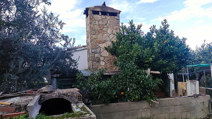 Large single-storey house of 234 m2 on a plot of 643 m2