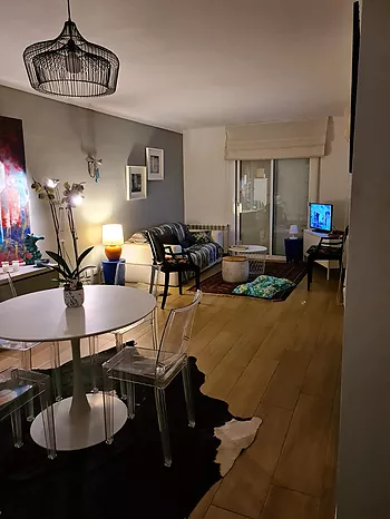 Casa con piscina privada a 300 m de la Playa de Riells con licencia turística.