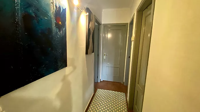 Casa con piscina privada a 300 m de la Playa de Riells con licencia turística.