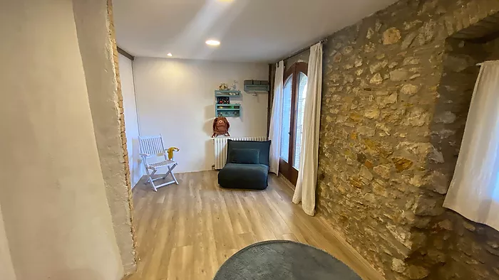 Casa en el casc antic en venda en L'Escala de 179m2, a 100 metros de la playa.