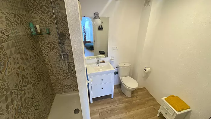 Casa en el casc antic en venda en L'Escala de 179m2, a 100 metros de la playa.