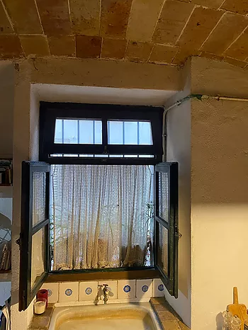 Casa en el casc antic en venda en L'Escala de 179m2, a 100 metros de la playa.