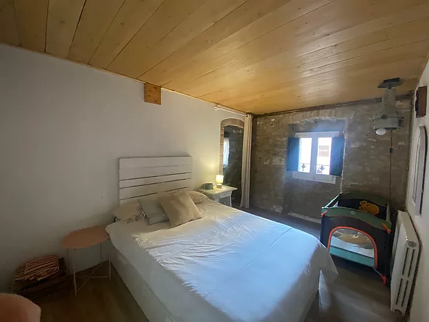 Casa en el casc antic en venda en L'Escala de 179m2, a 100 metros de la playa.