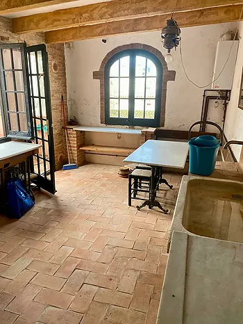 Casa en el casc antic en venda en L'Escala de 179m2, a 100 metros de la playa.