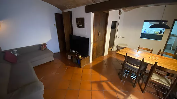 Casa en el casc antic en venda en L'Escala de 179m2, a 100 metros de la playa.