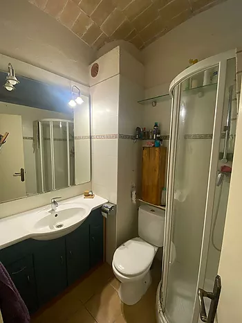 Casa en el casc antic en venda en L'Escala de 179m2, a 100 metros de la playa.