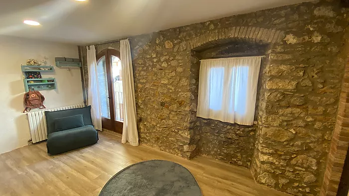 Casa en el casc antic en venda en L'Escala de 179m2, a 100 metros de la playa.