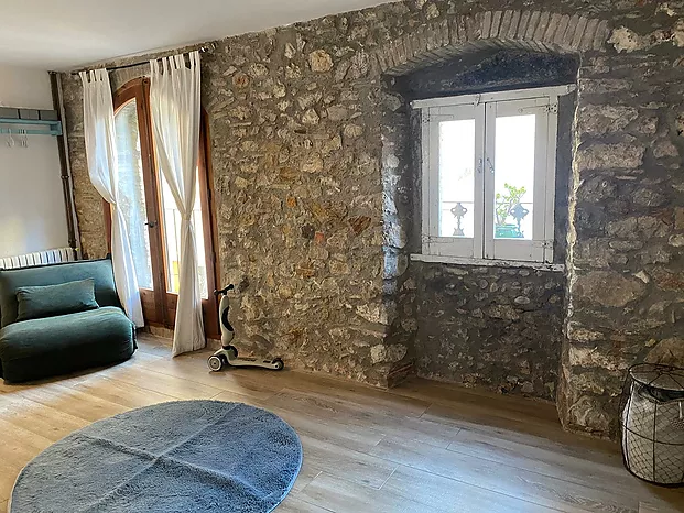 Casa en el casc antic en venda en L'Escala de 179m2, a 100 metros de la playa.