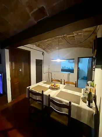 Casa en el casc antic en venda en L'Escala de 179m2, a 100 metros de la playa.