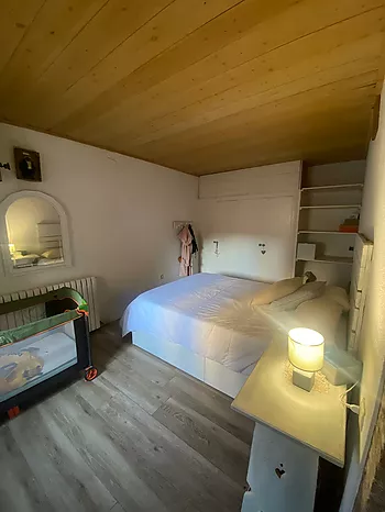 Casa en el casc antic en venda en L'Escala de 179m2, a 100 metros de la playa.