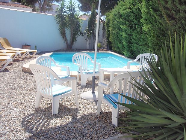LLOGUER | Fantastica casa amb piscina privada i  per 8 persones per lloguer a L'Escala.