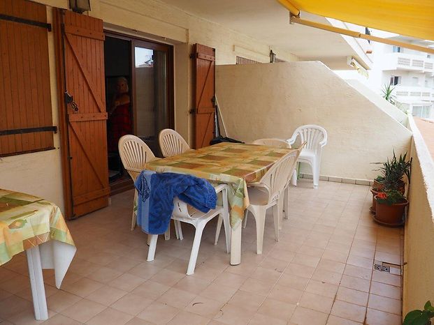 Apartamento en venta en Riells (L'Escala) totalmente renovado.
