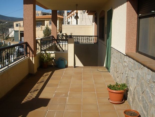 Fantástica casa en venta en Fiñana (Almería) de reciente construcción (2007).