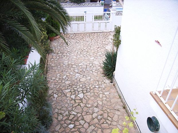Renting | Pleasant house with private pool, for 8 people for rent in L'Escala.