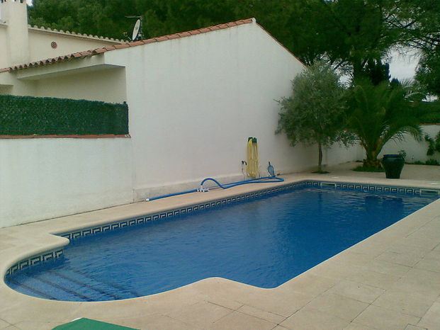 Renting | Pleasant house with private pool, for 8 people for rent in L'Escala.