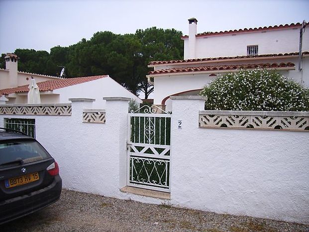 Renting | Pleasant house with private pool, for 8 people for rent in L'Escala.