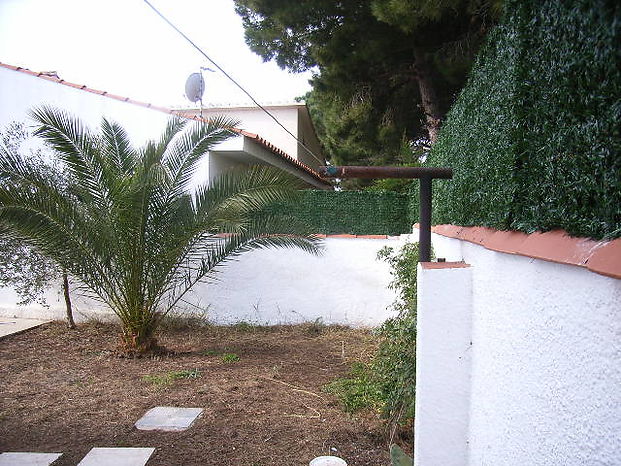 Renting | Pleasant house with private pool, for 8 people for rent in L'Escala.