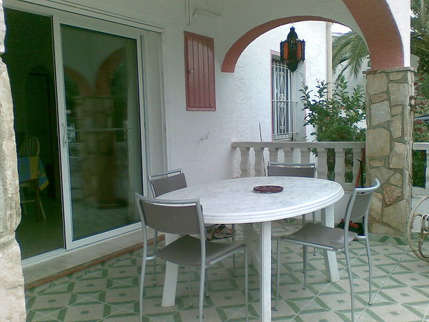 Renting | Pleasant house with private pool, for 8 people for rent in L'Escala.