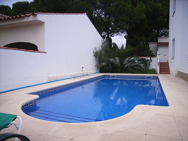 Lloguer | Agradable casa amb piscina privada, per 8 persones per lloguer a L'Escala