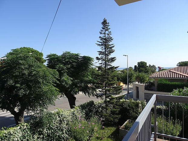 Fantastic villa with an area of more than 600 m2 on a plot of 1615 m2.